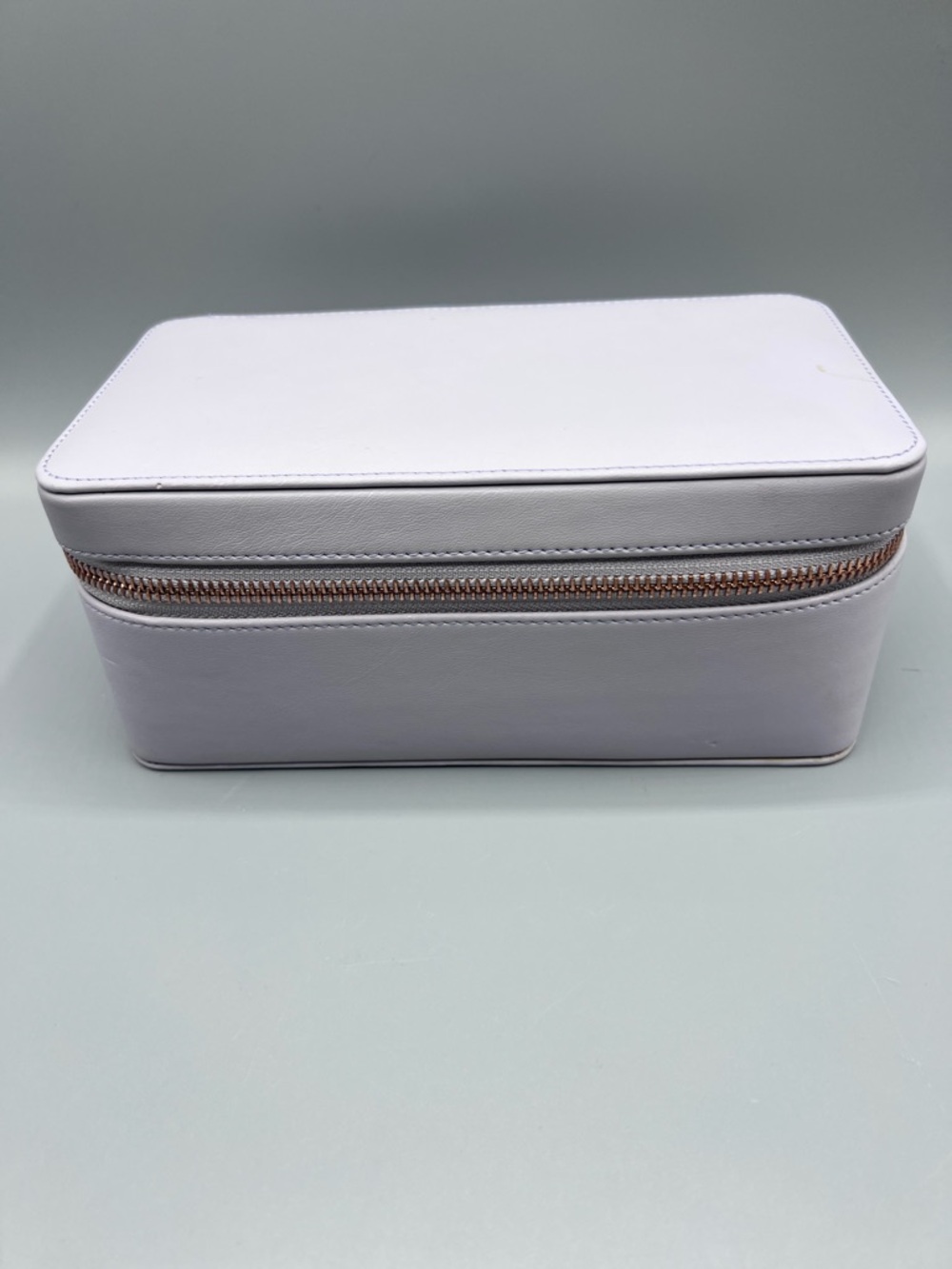Rachel Zoe Light Gray Jewelry Cushioned Rose Gold Zipper Boxed Travel Case
